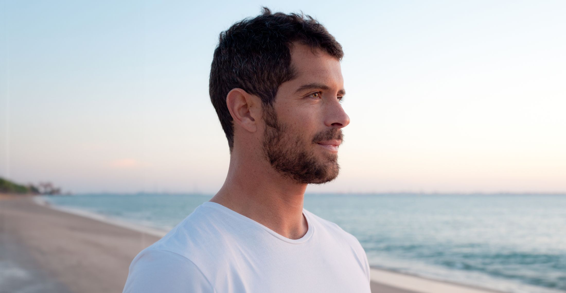 San Francisco Hair Transplant model with brown hair